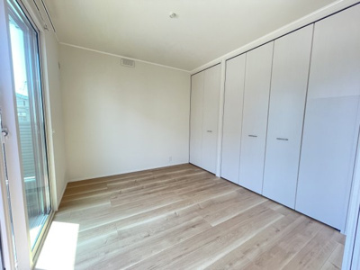 【居間・リビング】 | ぺリラ大森 | ゆったりとした居間です