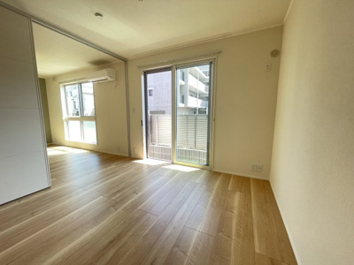 【居間・リビング】 | ぺリラ大森 | 使いやすい居間です