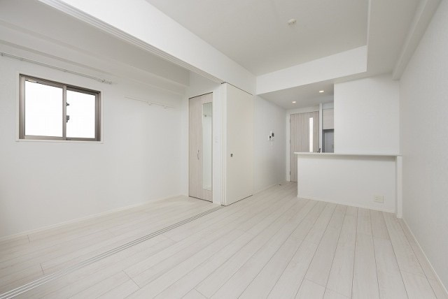 新品家具付きマンション住吉15(KaGood福岡)の居間・リビング