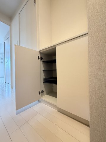 グランジュテ住吉の収納