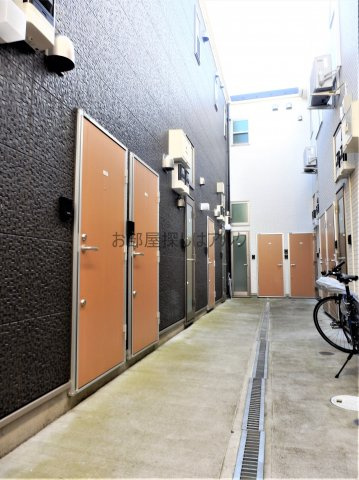 豊島区東池袋５丁目のアパートの玄関|サークルハウス東池袋