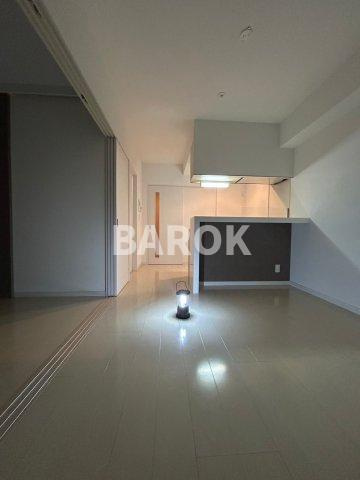 ラファセエスティエラ赤坂の居間・リビング