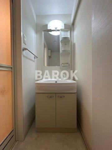 ラファセエスティエラ赤坂の洗面所