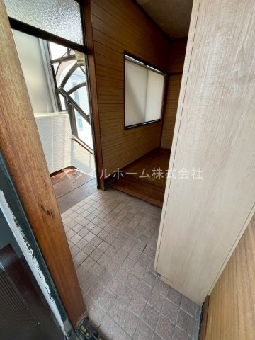 ハイツ・シュンエーの玄関