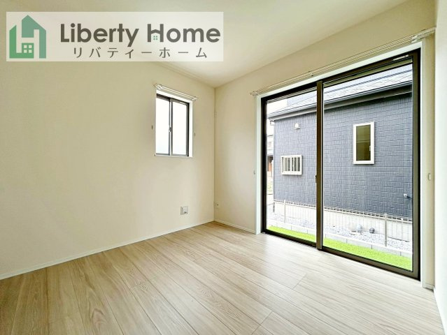 土浦市下高津3丁目　新築戸建　A号棟の洋室