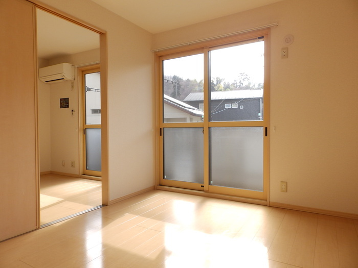 ラ･ヴェール　A棟の居間・リビング