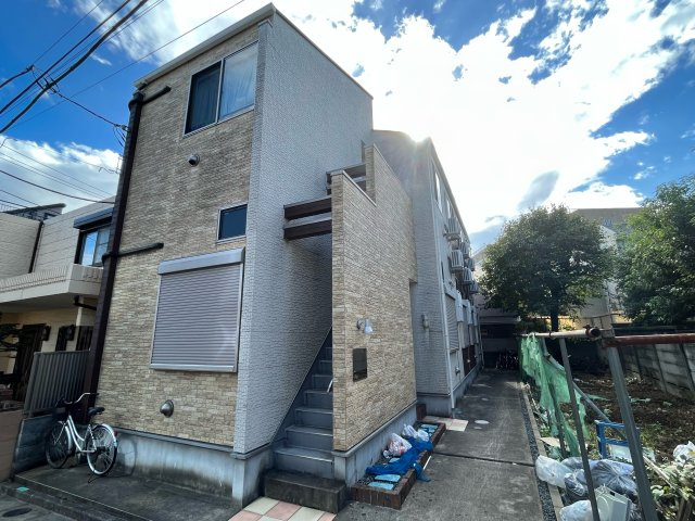 ウェルストン弥生町の外観