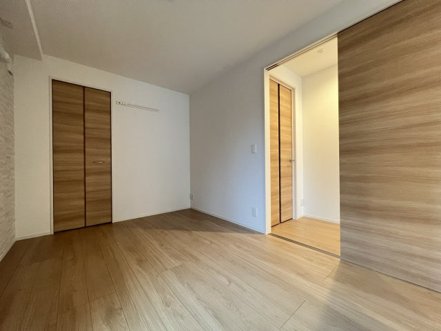 【寝室】