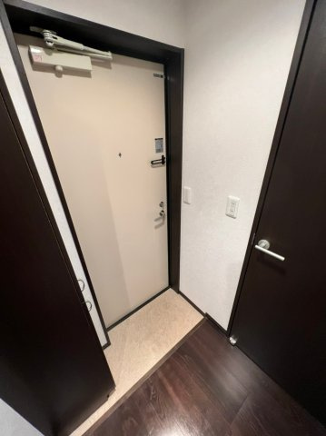 エリュート　名古屋市賃貸　仲介手数料無料の玄関