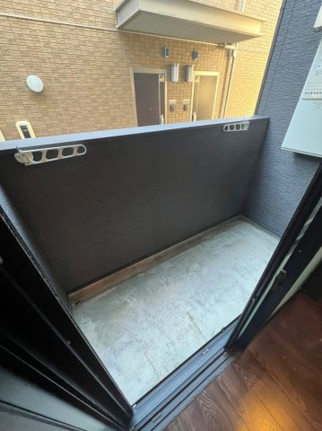 エリュート　名古屋市賃貸　仲介手数料無料のバルコニー