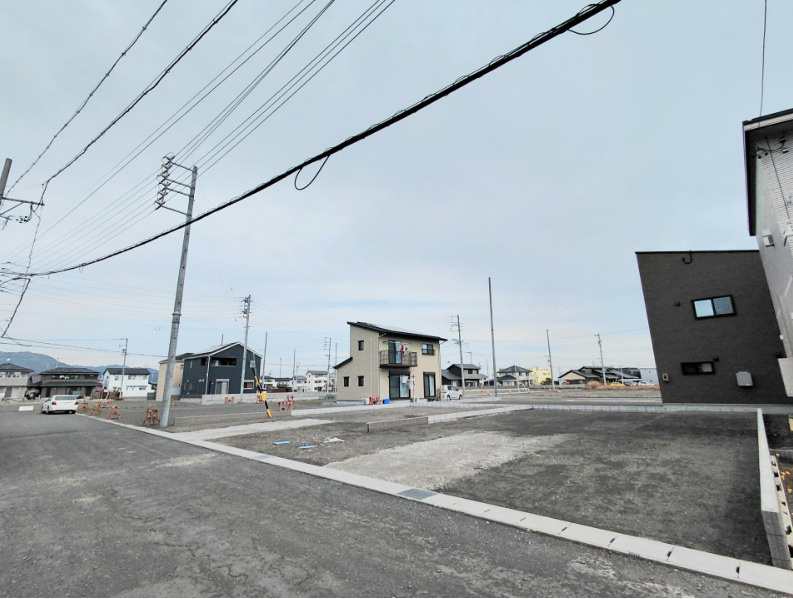 売新築戸建　焼津市石津の駐車場