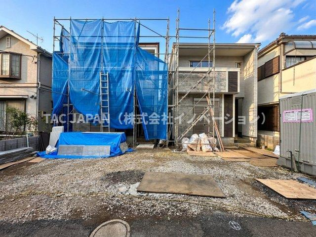 赤羽西3丁目の新築分譲の外観|ビッグターミナル赤羽駅から徒歩15分、ゆとりの敷地100㎡超＋使い勝手のよい2階建！日当たりの良い東南側道路に面する新築2棟分譲！お問合せ当日でのご見学（内覧）可能です。ぜひお気軽にお問合せください。