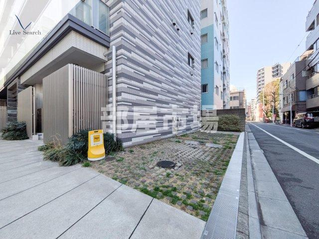 ラグゼナ秋葉原の駐車場