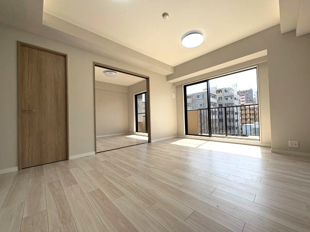 【居間・リビング】 | 西新防塁パーク・マンション