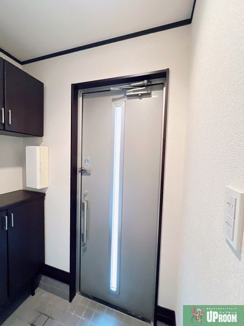 河合様戸建賃貸住宅の玄関