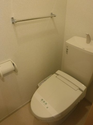 トゥジュールのトイレ