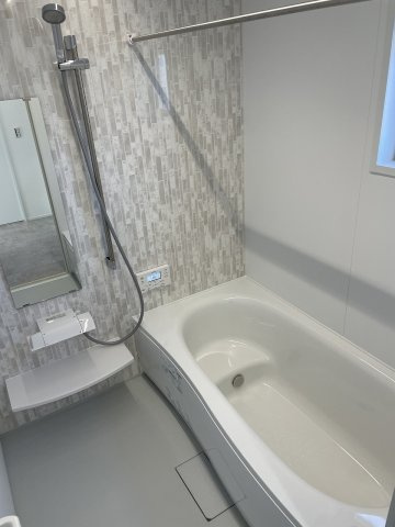 女鳥羽2丁目　新築建売住宅の浴室