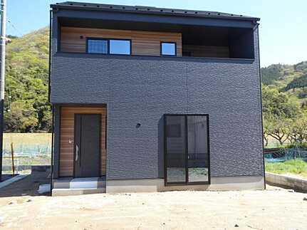 安佐北区深川7丁目の外観