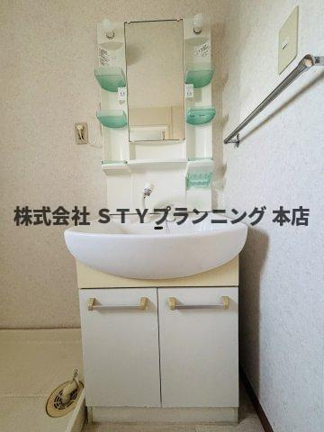仲介手数料０円！コスモハイツ　SOHO可能物件の洗面所