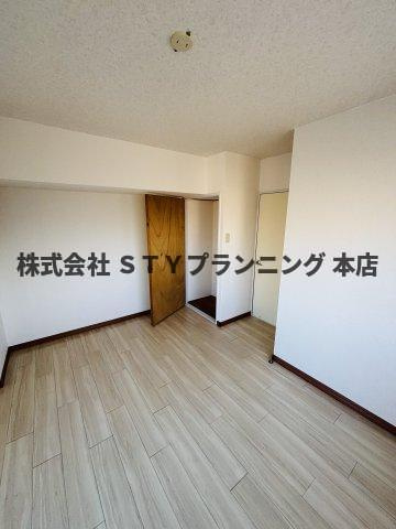 仲介手数料０円！コスモハイツ　SOHO可能物件の洋室