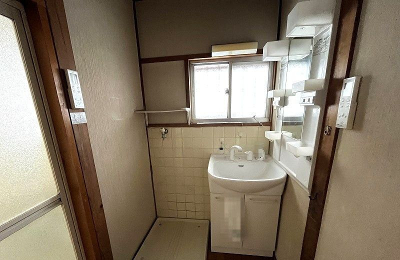 近江八幡市西庄町　中古戸建