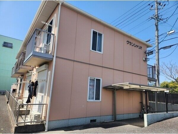 グランシャリオ(西中山町)