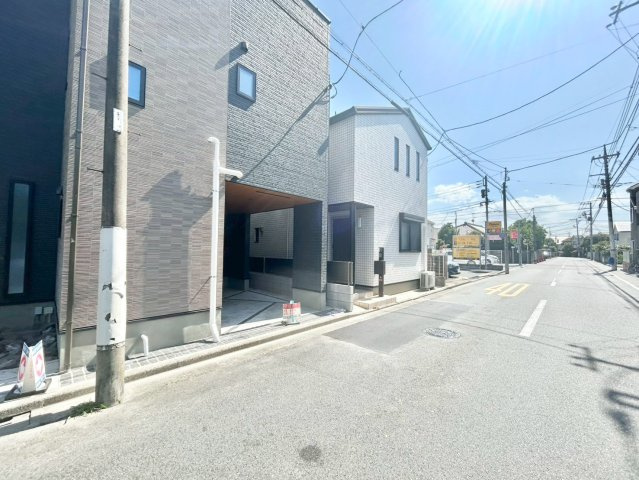 杉並区南荻窪1丁目　新築戸建の前面道路含む現地写真|現地ご見学希望・資料請求などお気軽にお問い合わせ下さい！
03-5990-5201