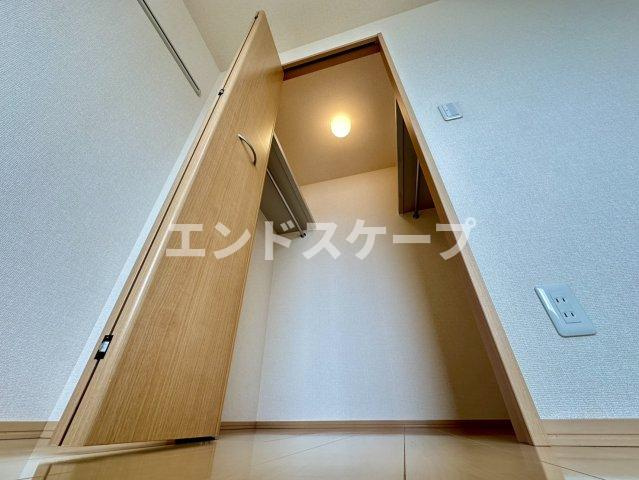 クローリスの収納|高崎、前橋のお部屋探しはエンドスケープまで！お客様の理想お聞かせ下さい♪