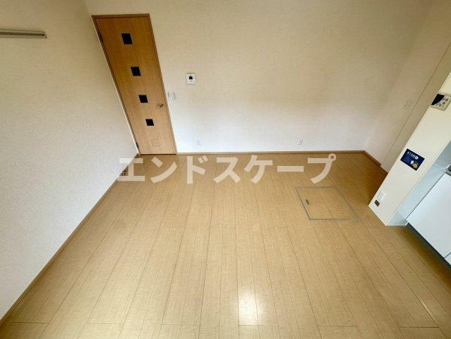 クローリスの居間・リビング|高崎、前橋のお部屋探しはエンドスケープまで！お客様の理想お聞かせ下さい♪