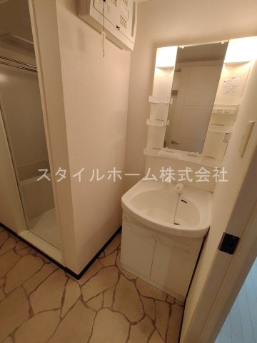 【洗面所】 | デルフィ・カーサ | イメージ写真です。