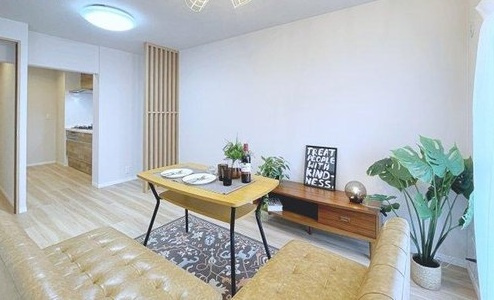 上尾ハウス２号棟の居間・リビング|おしゃれなリビングです