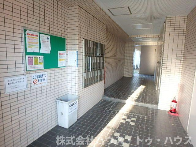 ジュネパレス柏第２９のエントランス