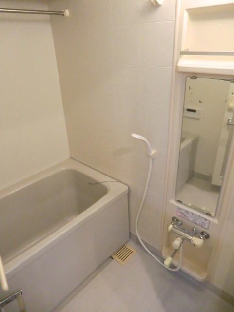 朝日クレスパリオ王子の浴室