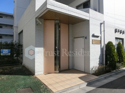 【エントランス】 | レジデンス毛利WEST