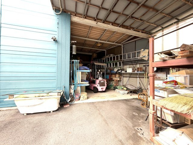 事務所兼倉庫　神戸市西区玉津町水谷262のその他|資材置き場