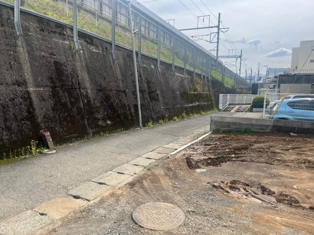 小田原市上新田　建築条件なし売地の外観|現地現況