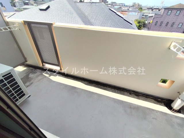 デルフィ・カーサのバルコニー|イメージ写真です。