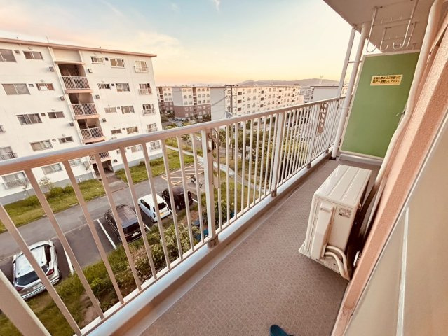 東垂水住宅7号棟のバルコニー