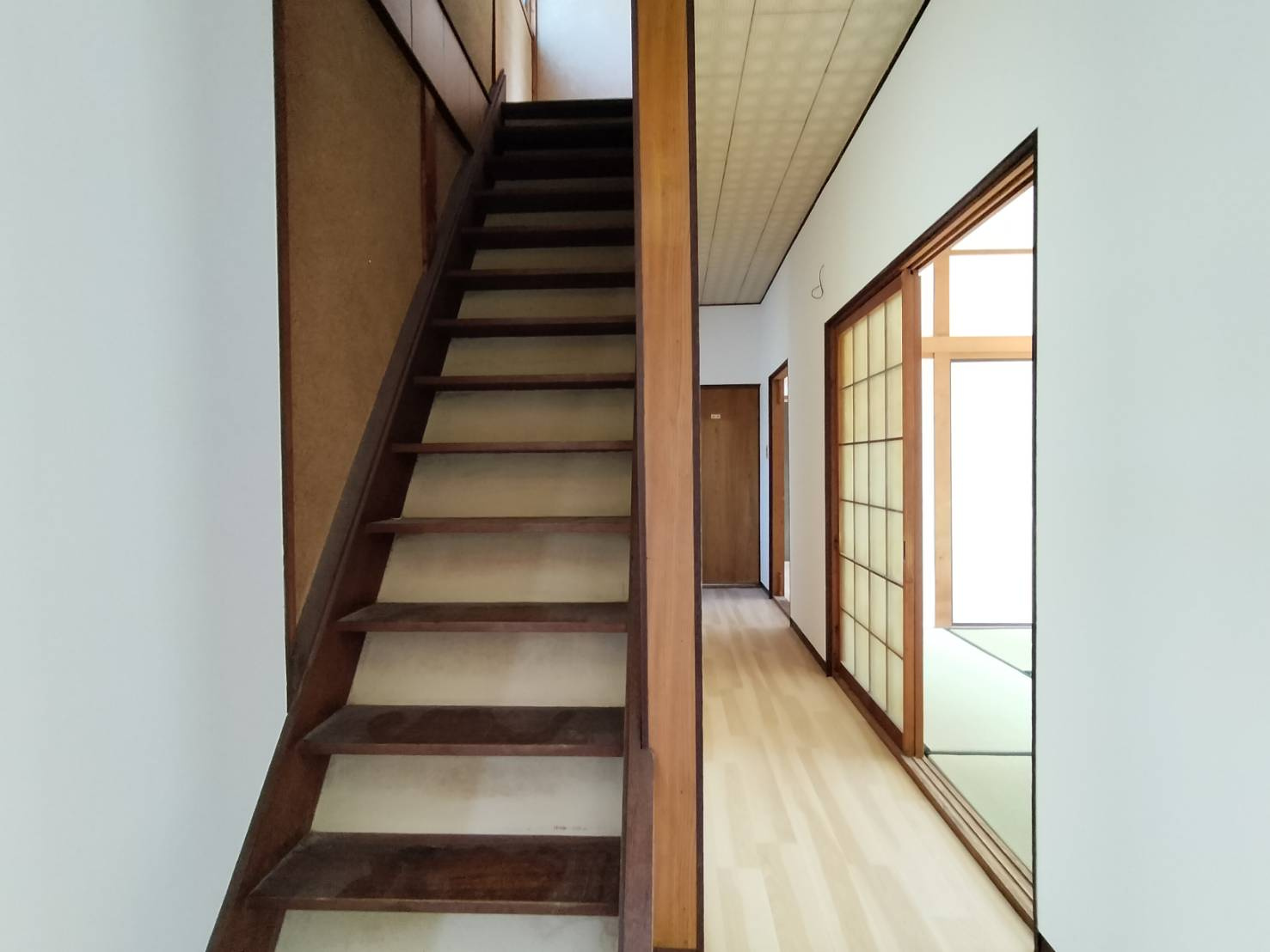 【内装】の画像