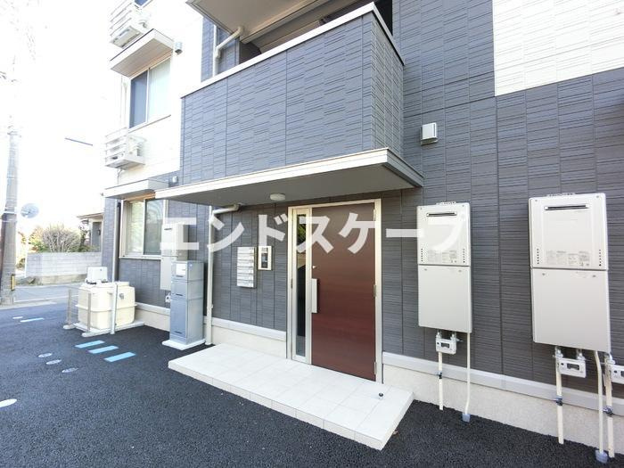 グランチェスタのエントランス|高崎、前橋、伊勢崎エリアのお部屋探しはエンドスケープまで！お客様の理想お聞かせ下さい♪