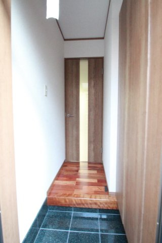 【玄関】