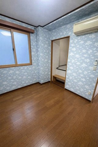 東京都新宿区西早稲田1丁目　1棟売りビル【高橋ビル】「早稲田駅徒歩8分」の洋室