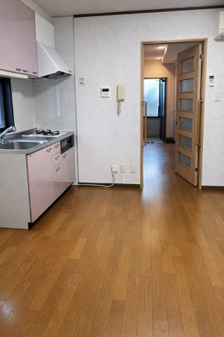 東京都新宿区西早稲田1丁目　1棟売りビル【高橋ビル】「早稲田駅徒歩8分」のキッチン