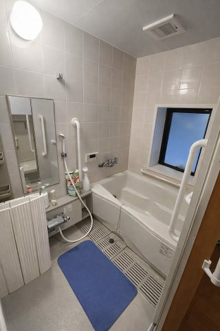 東京都新宿区西早稲田1丁目　1棟売りビル【高橋ビル】「早稲田駅徒歩8分」の浴室