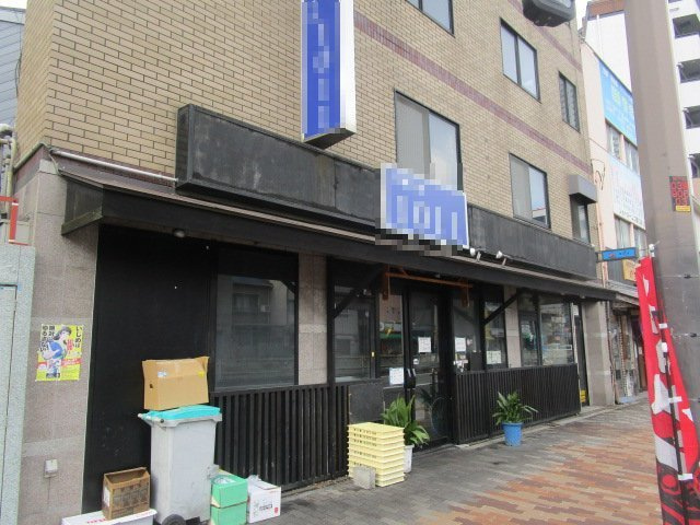 大阪市北区菅栄町のビルの外観