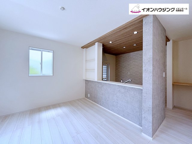 ブルーミングガーデン大野城市南ケ丘５丁目　２号棟