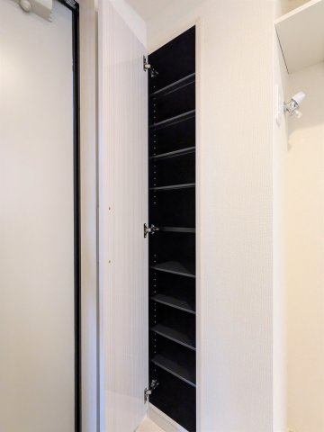 テラス祖師ヶ谷大蔵の収納|小物を収納するのに便利です