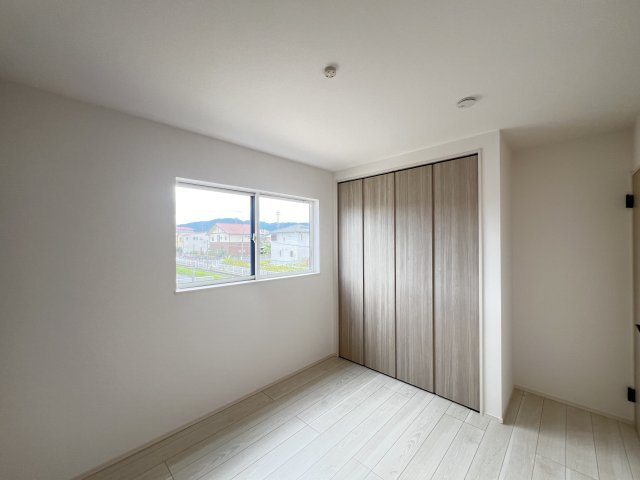 橿原市第1新賀町　全1棟の収納|納戸5.2帖
