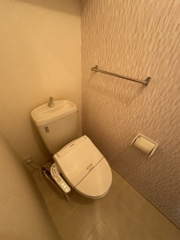 メゾンあざぶ B棟のトイレ