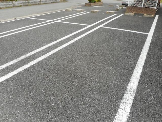 サングレイス・Ⅱの駐車場
